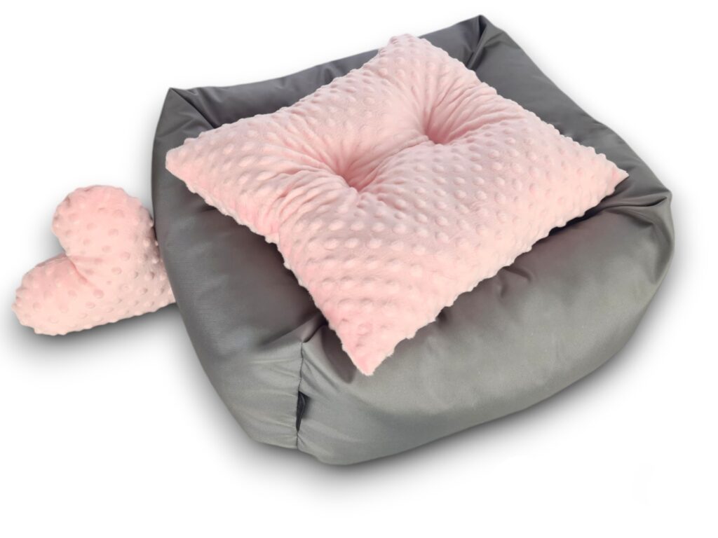 KryKas - fotelik samochodowy dla psa Silver Line Plus Minky- wyjmowana poduszka